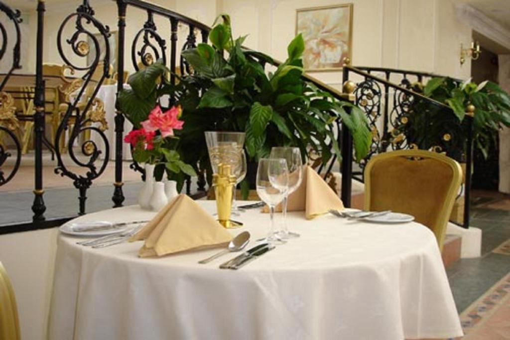 Ardmore House Hotel St Albans Екстер'єр фото
